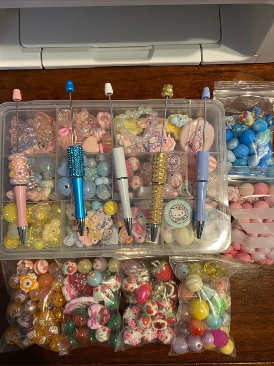 Jewelry - Bundle Bead mix  Hello Kitty color Theme with Strawberry Shortcake Free Pens